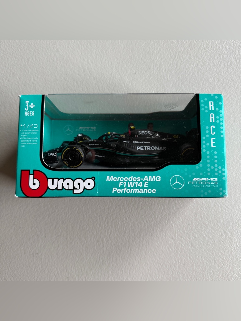 Bburago Mercedes-AMG F1 W14 E Performance